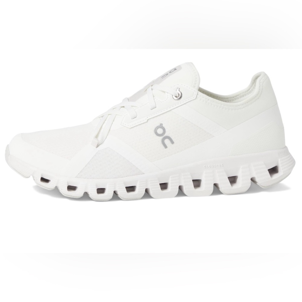 On Running Women’s Cloud X3 AD Shoe